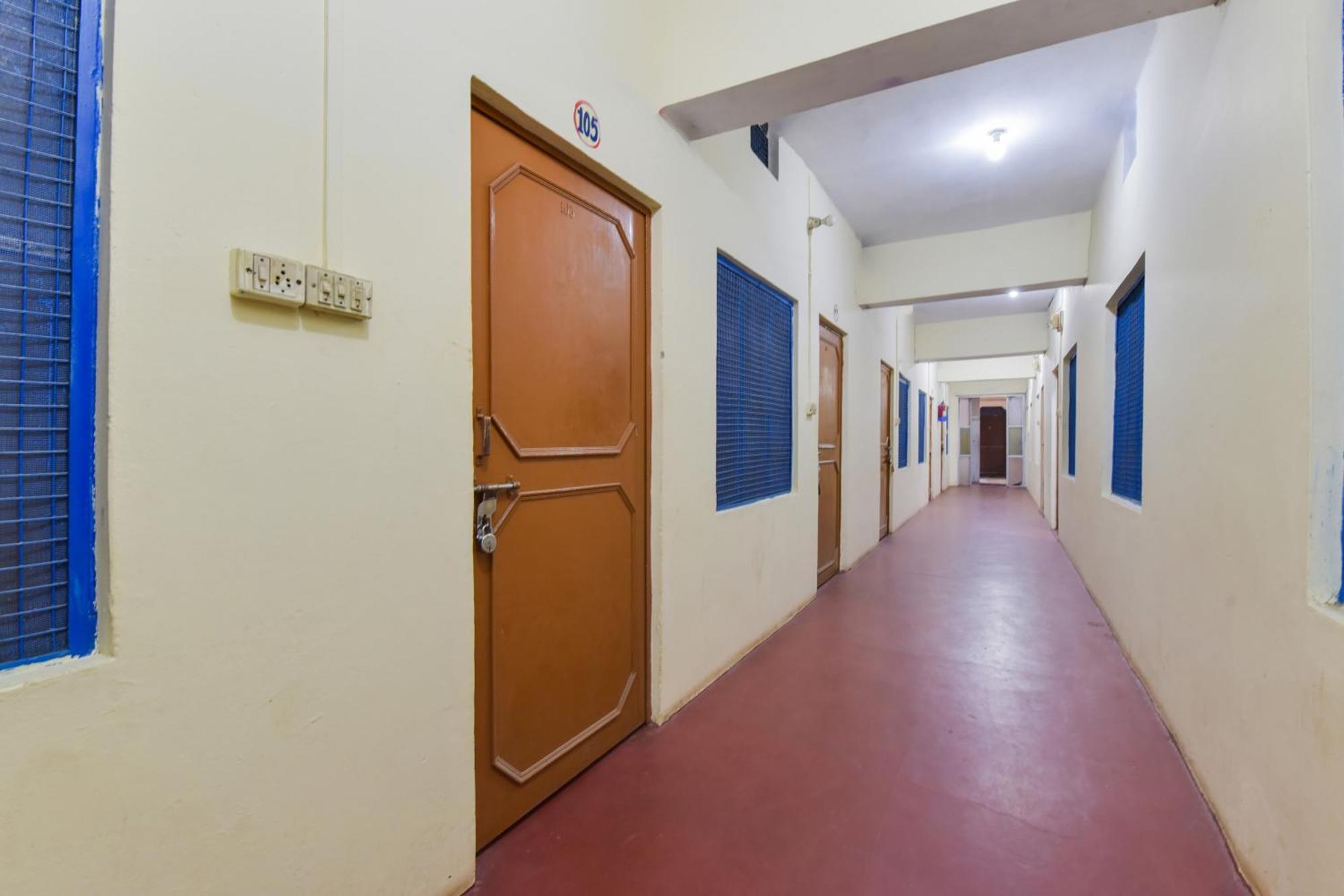 Hotel O Jk Laxmi Karnaprayāg Exteriér fotografie