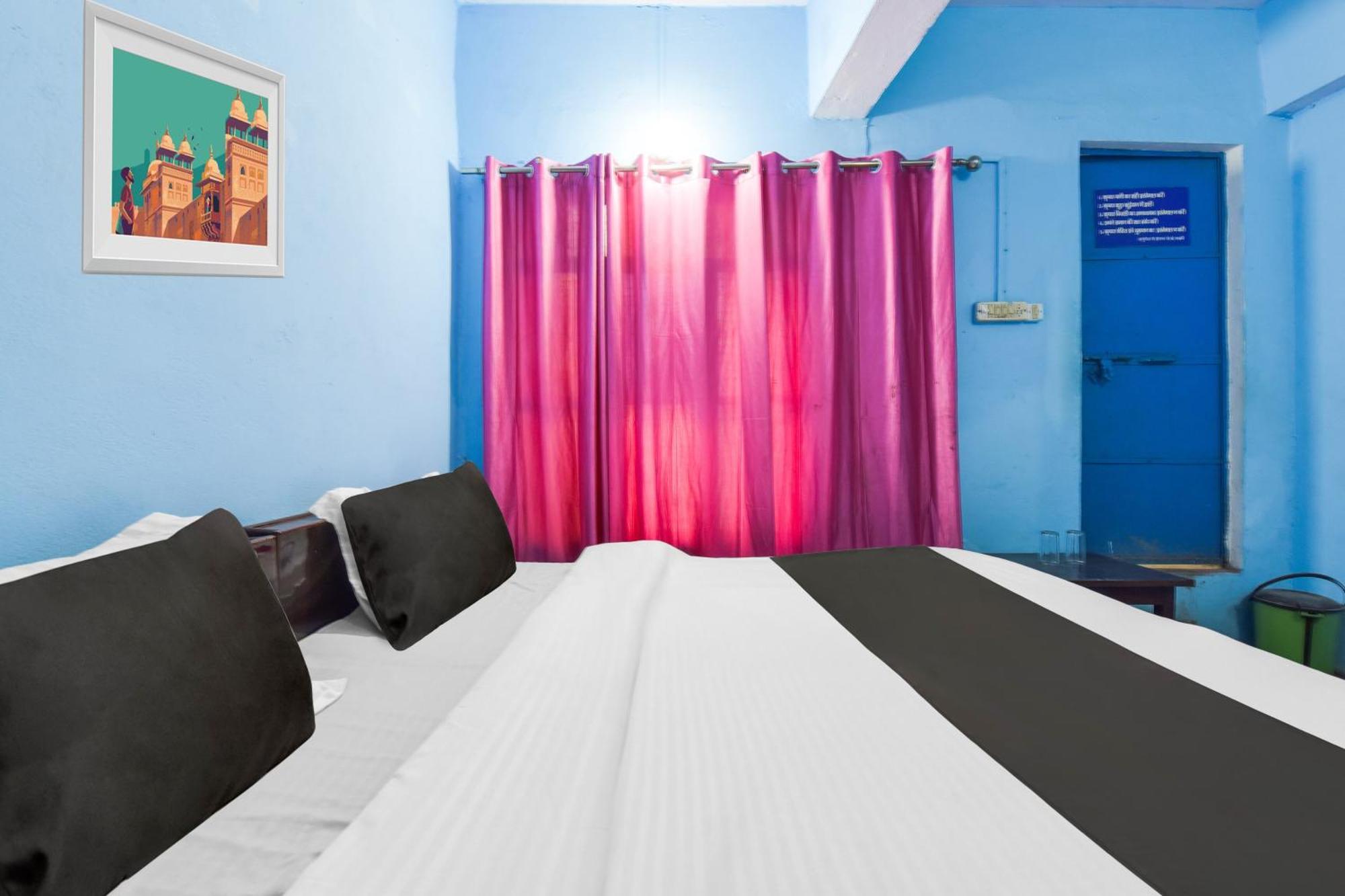 Hotel O Jk Laxmi Karnaprayāg Exteriér fotografie